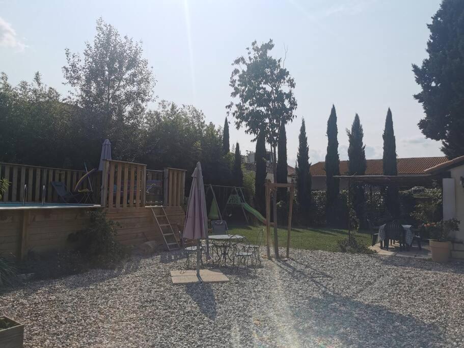 Maison Avec Piscine Dans Village Provencal. Courthézon Екстериор снимка