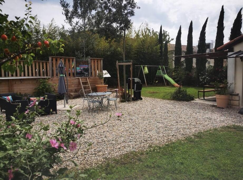 Maison Avec Piscine Dans Village Provencal. Courthézon Екстериор снимка