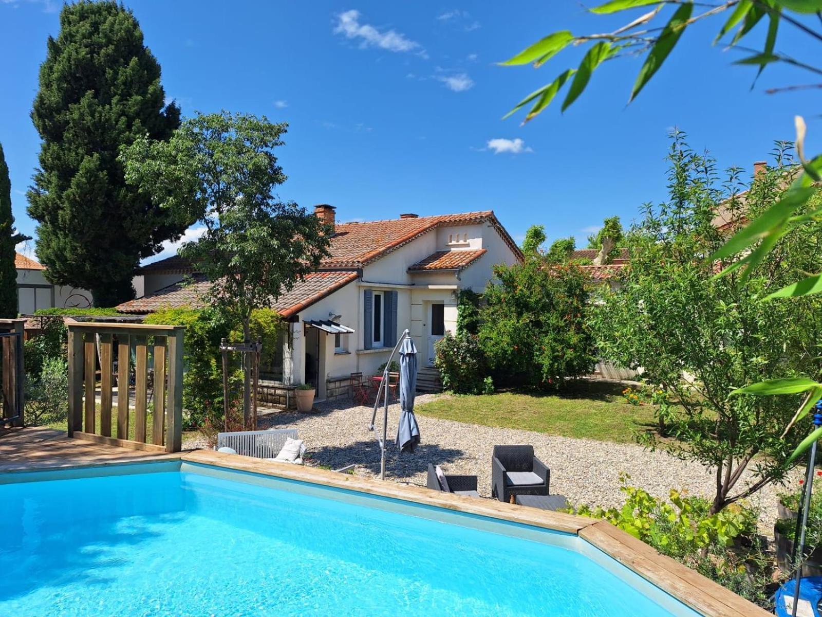 Maison Avec Piscine Dans Village Provencal. Courthézon Екстериор снимка